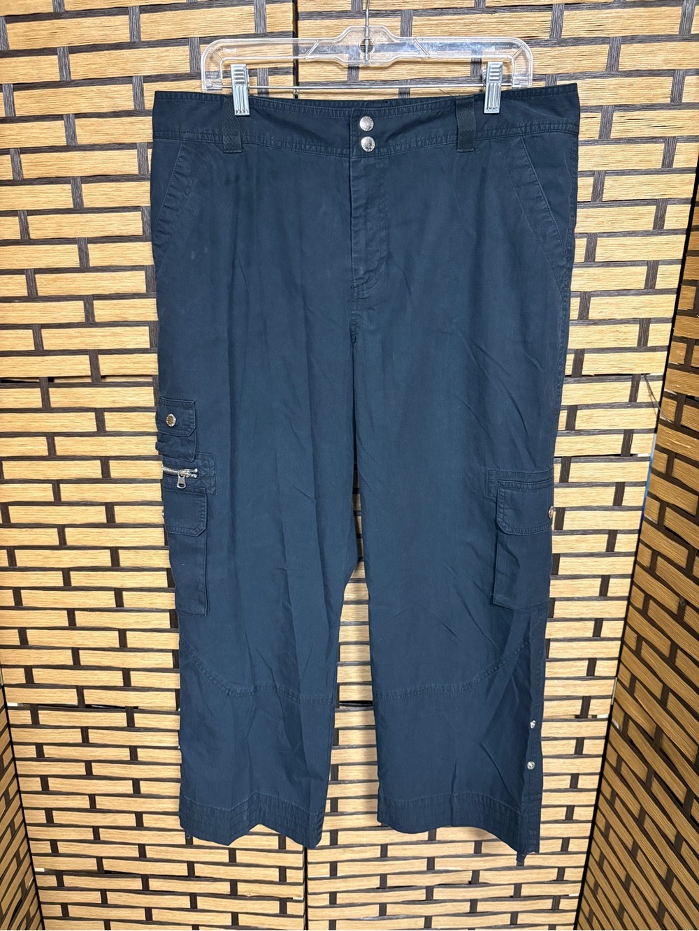 Lauren Ralph Lauren navy cargo crops size 14
